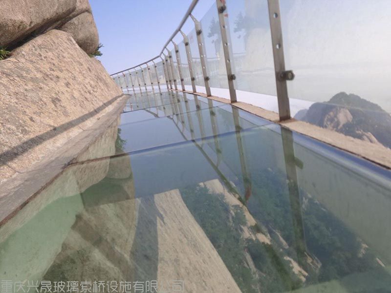 玻璃棧道